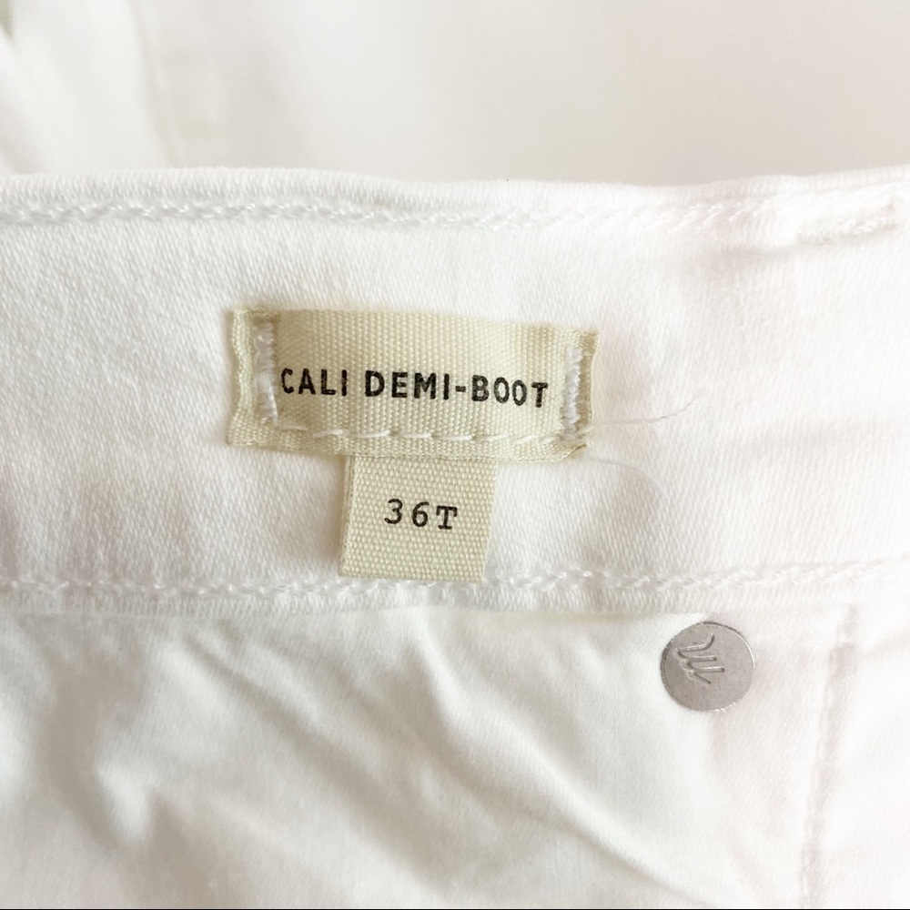 Madewell Tall Cali Demi-Boot Jeans in Pure White - Picture 9 of 11